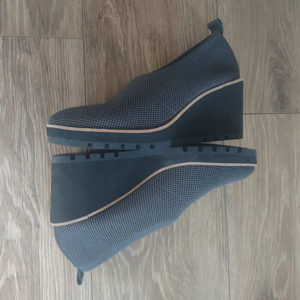 Eileen Fisher Dark Gray Knit Slip-On Flats